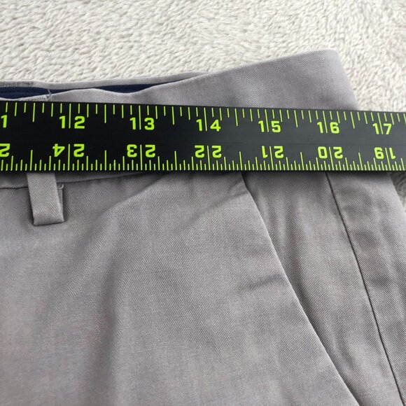 Banana Republic Mens Pants Size 33x30 Non-Iron Tailored Fit Chino Straight Leg - Picture 4 of 16
